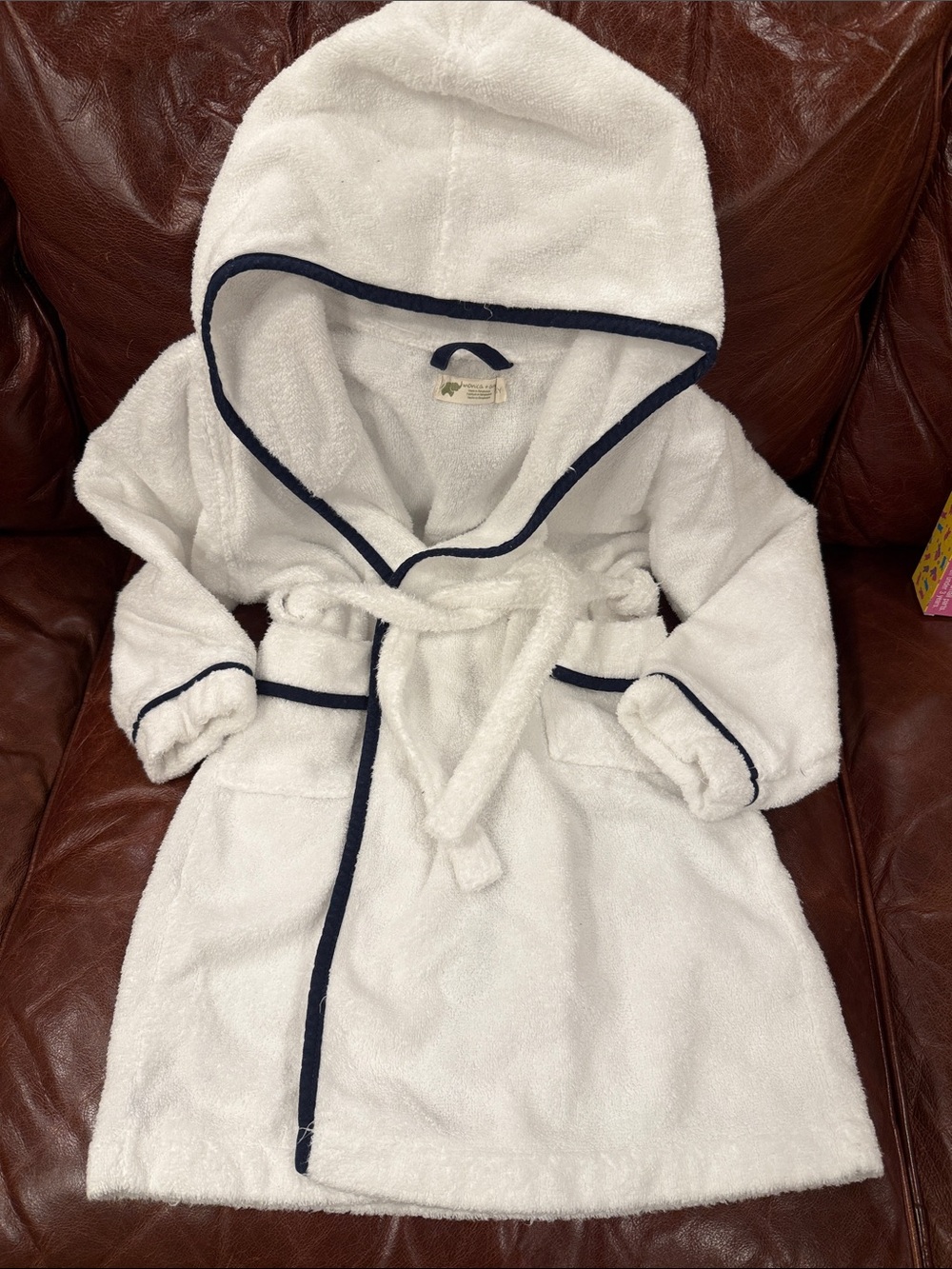 Kids Organic White Hooded Bathrobe with Navy Trim size 7/8